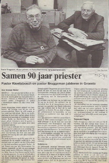 samen 90 jaar priester